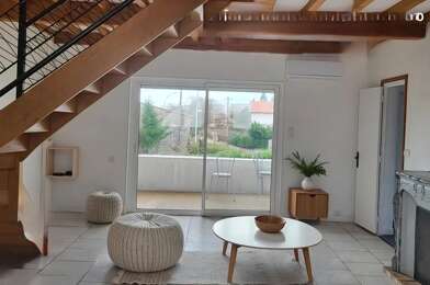Appartement 3 pièces 720 €