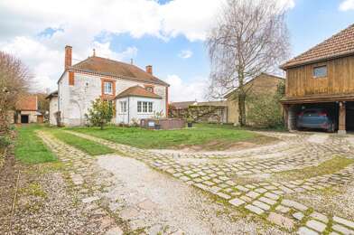 Maison 7 pièces 379000 €