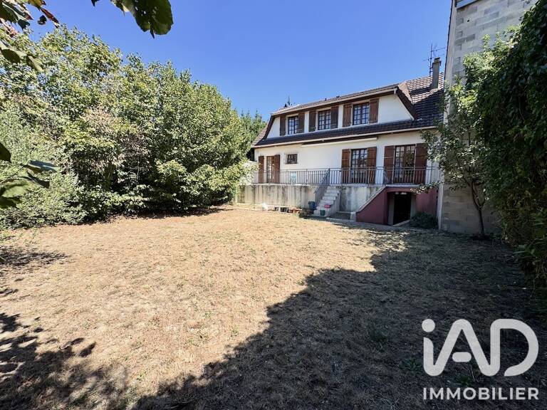 Vente Maison/villa 7 pièces — photo 1