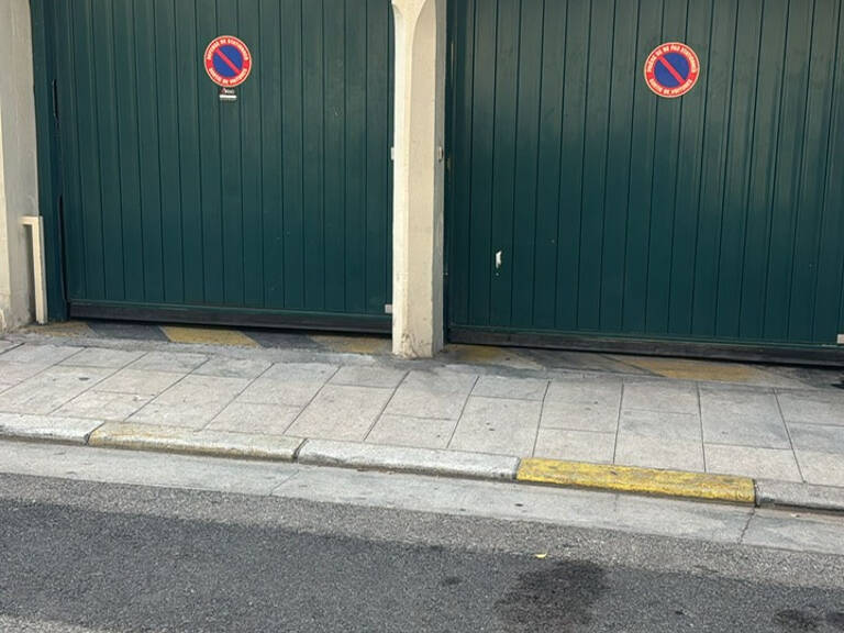 NICE SAINT MAURICE CHAMBRUN GARAGE — photo 1