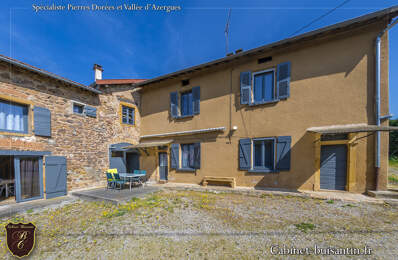 Bâtisse en pierres avec 2 habitations — photo du bien