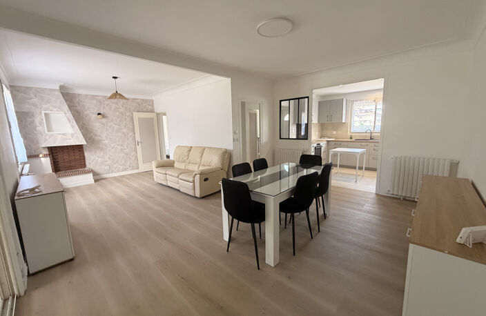 À LOUER   MAISON MEUBLÉE 4 PIÈCES AVEC JARDIN — photo 2
