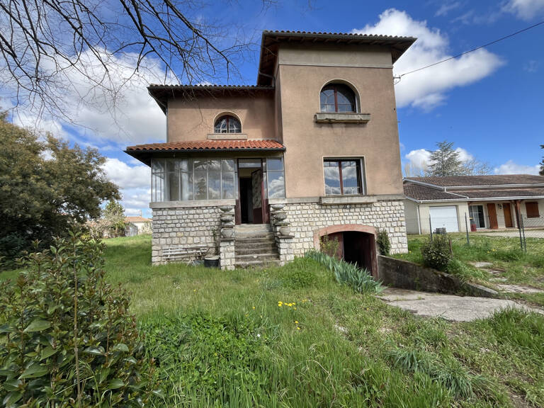 Maison de caractère à proximité du centre — photo 1