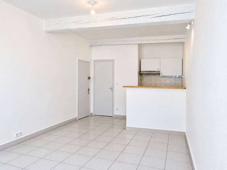 Studio — photo 1