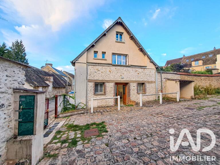 Location Maison de ville 4 pièces — photo 1
