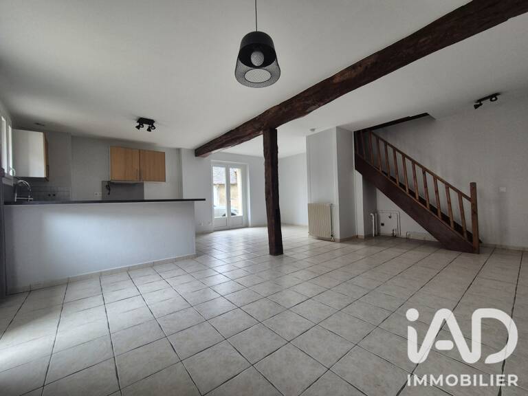 Location Maison de ville 4 pièces — photo 1