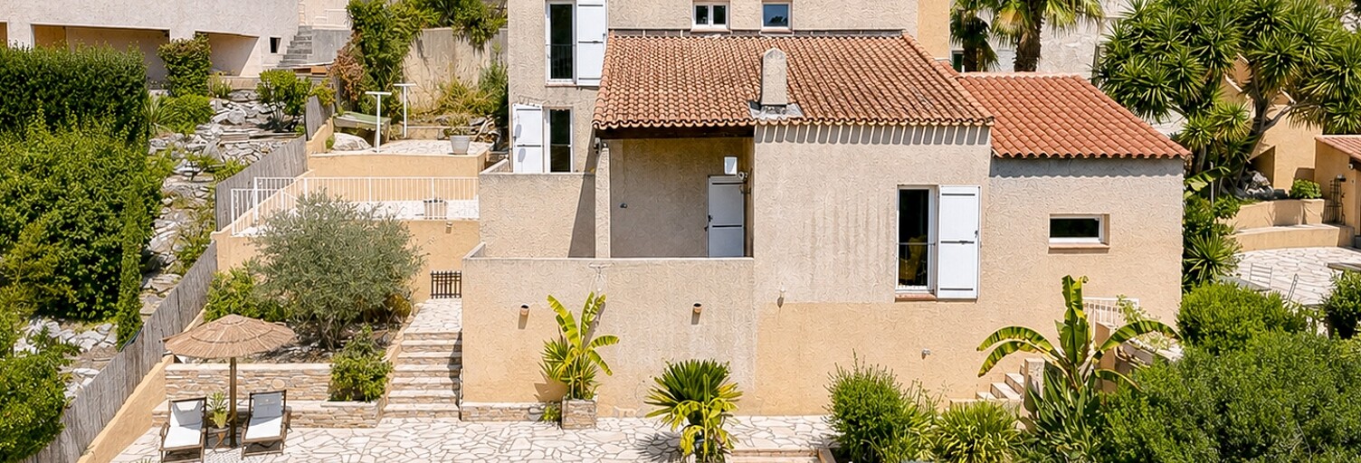 Maison 8 Pièces 242 m² à vendre à Carnoux-en-Provence (13470)