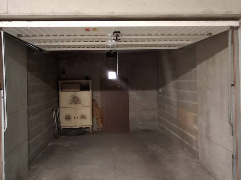 Vente Garage 14 m&sup2; — photo 1