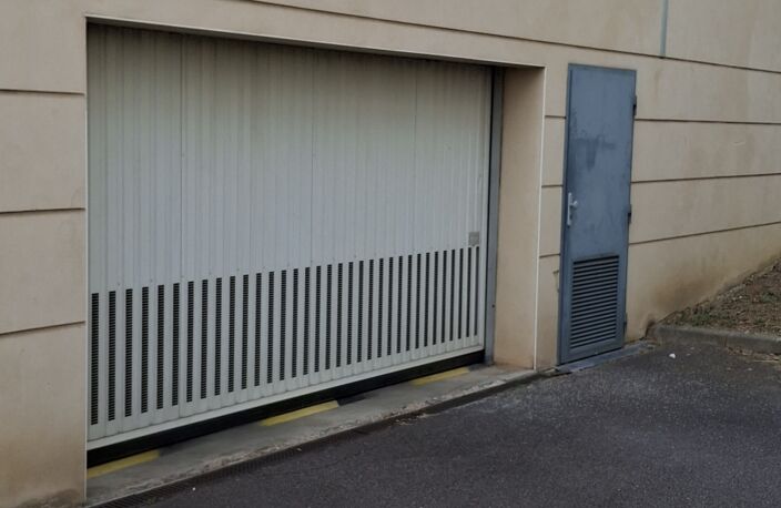 Vente Garage 14 m&sup2; — photo 4