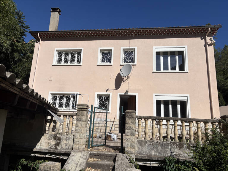VENTE MAISON 10 PIECES 187 M2 LA GRAND COMBE — photo 1