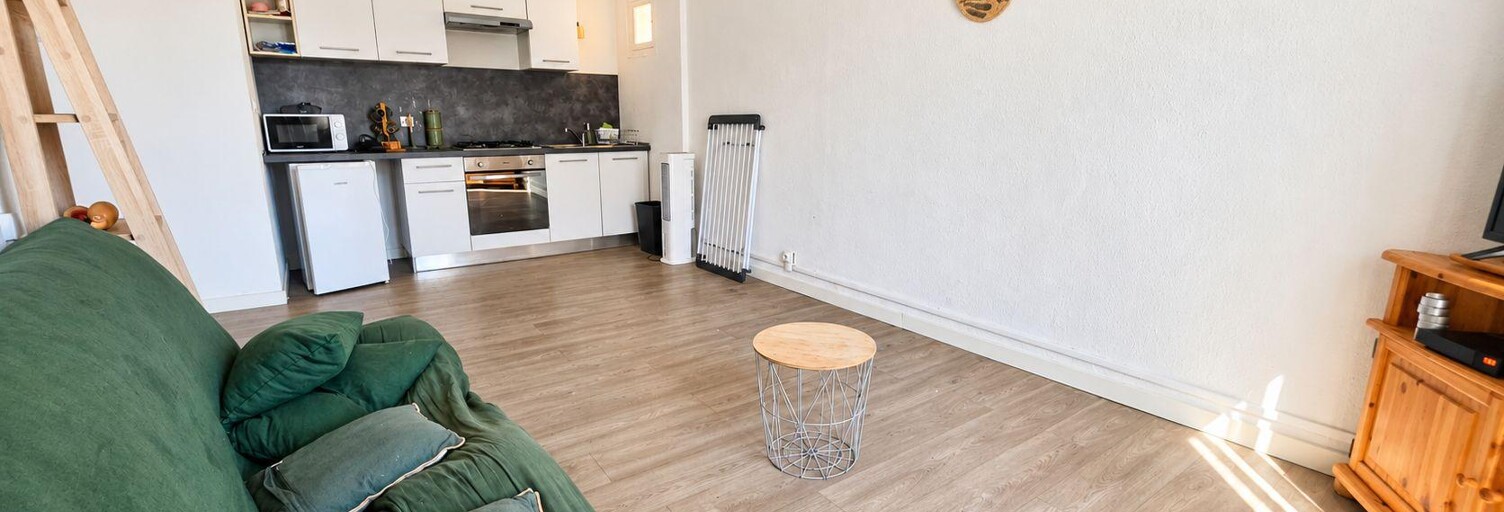 Immeuble  99 m² à vendre à Lespignan (34710)