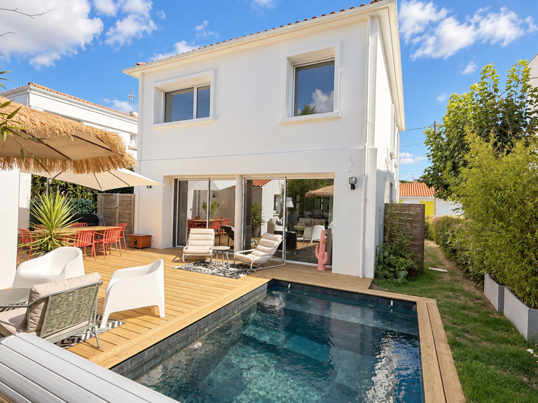 Villa année 50 rénovée à 100 m de la plage   Piscine chauffé — photo 1
