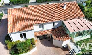Maison 6 Pièces 180 m² à vendre à Neuville-de-Poitou (86170)