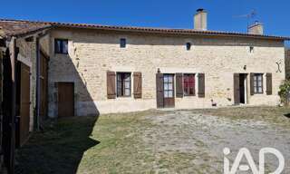 Maison 9 Pièces 223 m² à vendre à Pleuville (16490)