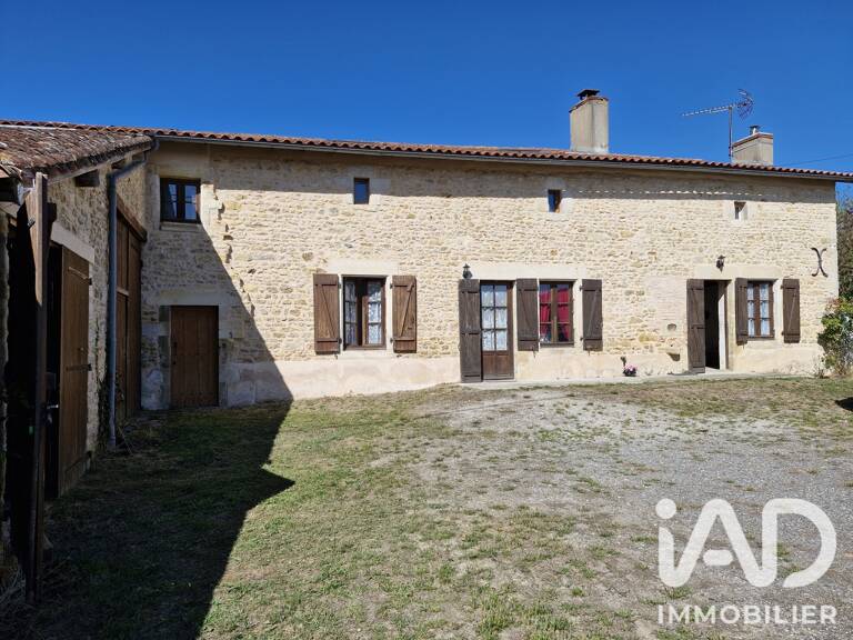Vente Maison/villa 9 pièces — photo 1