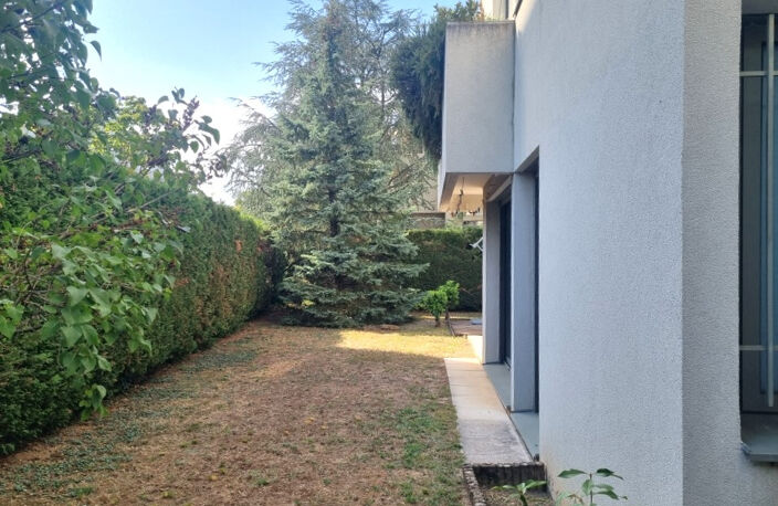  VENTE LYON 69005  - EXCLUSIVITE - LIMITE TASSIN - APPARTEMENT T4 81M2 EN REZ-DE-JARDIN RESIDENCE STANDING — photo 3