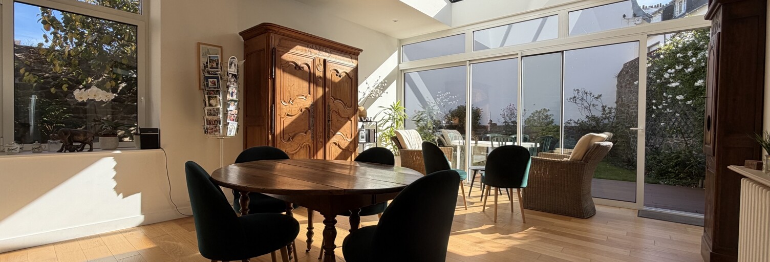 Maison 10 Pièces 236 m² à vendre à Saint-Brieuc (22000)