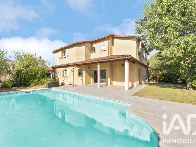Vente Maison/villa 7 pièces — photo 1
