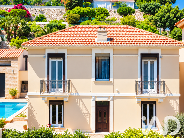 Vente Maison traditionnelle 9 pièces — photo du bien