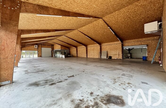 Vente Boutique/Local commercial 600 m&sup2; — photo 4