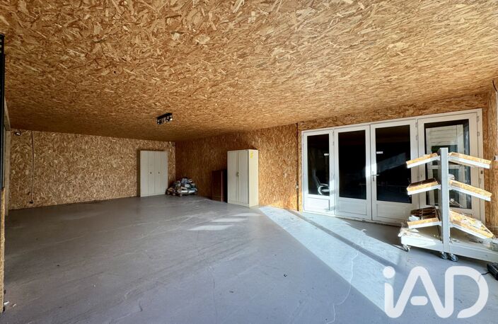 Vente Boutique/Local commercial 300 m&sup2; — photo 2