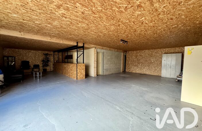 Vente Boutique/Local commercial 300 m&sup2; — photo 3