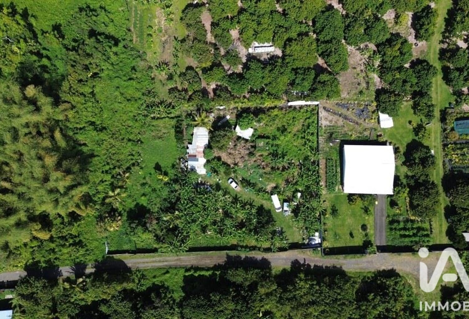 Vente Terrain 560 m&sup2; — photo 1