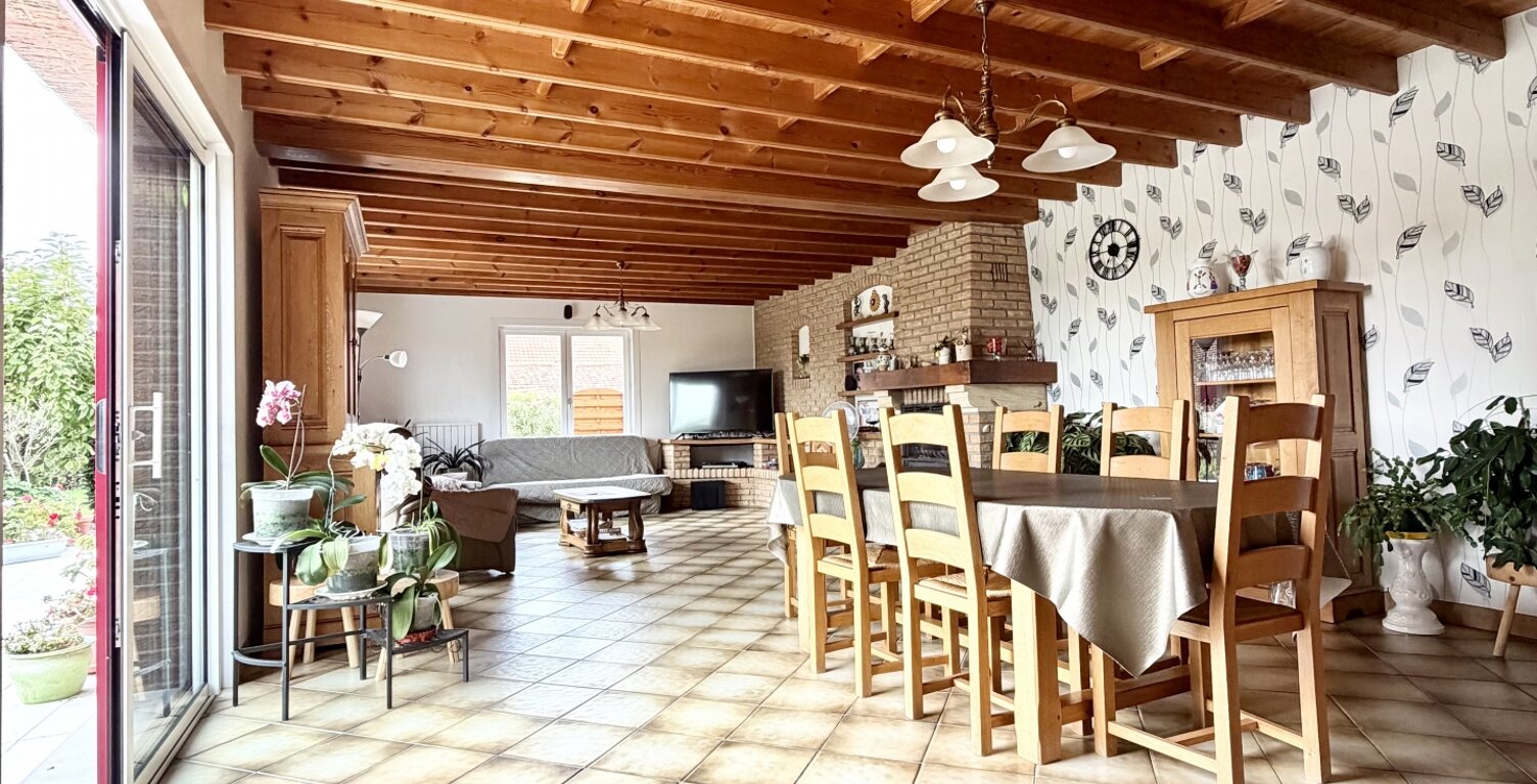 Vente Maison/villa 9 pièces — photo 1