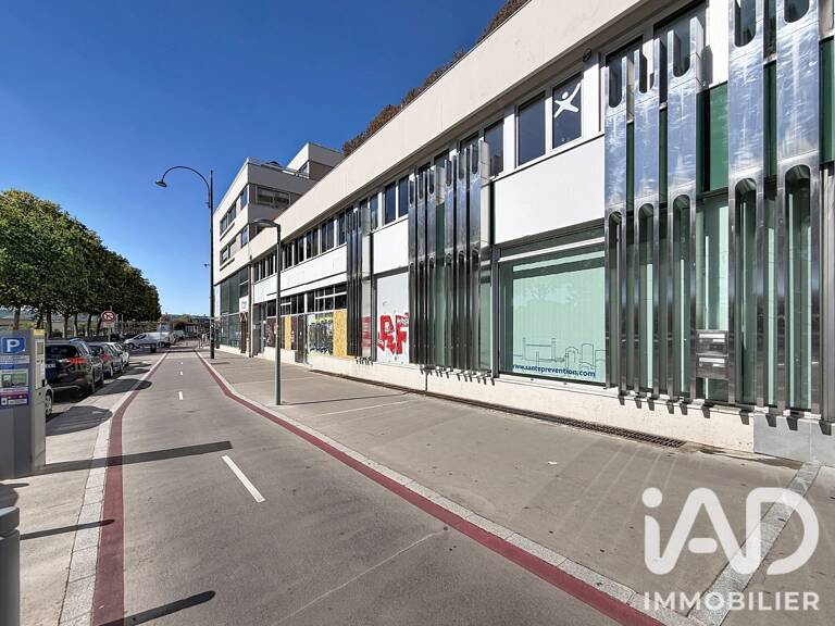 Vente Boutique/Local commercial 159 m&sup2; — photo 1
