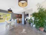 Carros - Les plans - Maison d’architecte avec piscine et terrain de 3000 m2 — photo 4