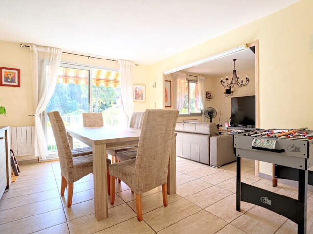 M2332B - TOULON - Cap Brun - Appartement T5 - Balcon — photo du bien