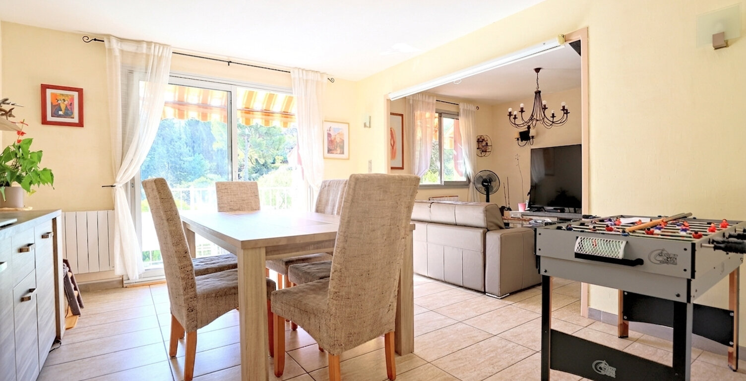 M2332B - TOULON - Cap Brun - Appartement T5 - Balcon — photo 1