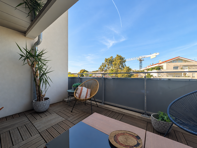 Appartement - T2 47m2 - Avec terrasse et garage — photo du bien