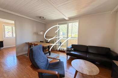 Appartement 4 pièces 952 €