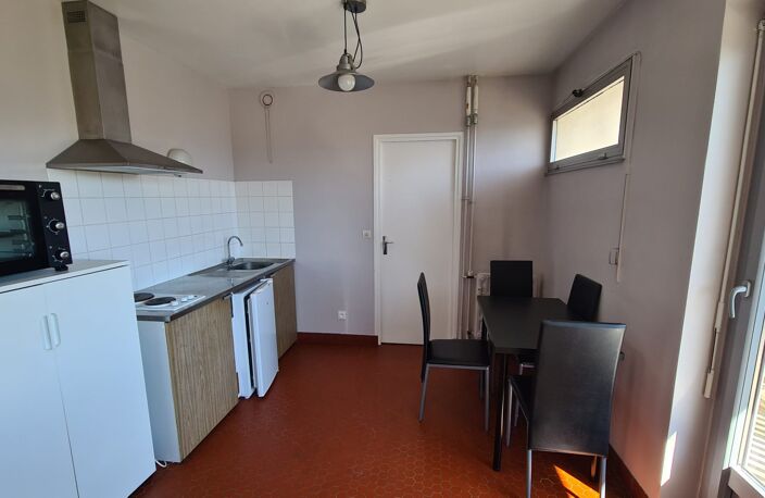 Beau type 1 avec balcon — photo 4