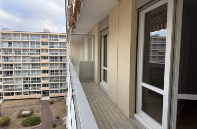 Appartement T3 2 chambres entièrement rénové, garage, cave, — photo du bien