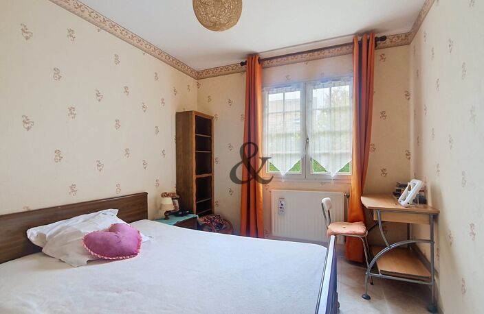 BLOIS PROCHE LAC DE LA PINÇONNIERE - MAISON FAMILIALE 4 CHAMBRE — photo 4