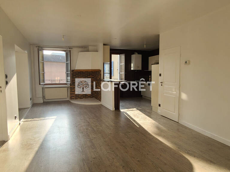 A LOUER - SAIN BEL - Appartement 5 pièces - 4 chambres -105 m2 — photo 1