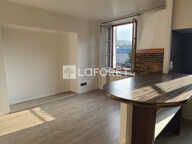 A LOUER - SAIN BEL - Appartement 5 pièces - 4 chambres -105 m2 — photo 2