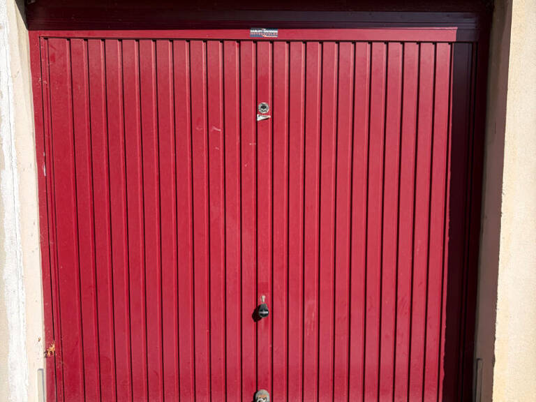 Garage FERME dans une résidence sécurisée  Marseille 13eme — photo 1