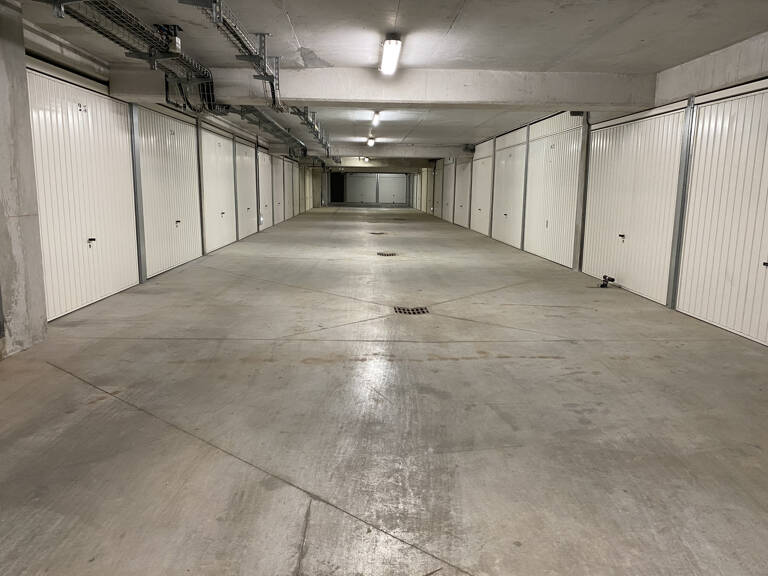 Garage en sous sol - 32m2 - Centre ville - Saint cyr sur mer — photo 1