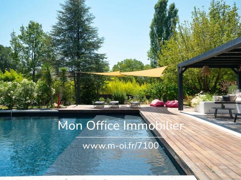 Référence : 7295-NGU - Maison 9 pièces - Piscine - village à pied - calme - 276m2 — photo 1