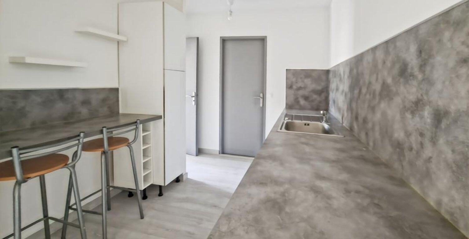 Appartement avec jardinet À Vendre — photo 1