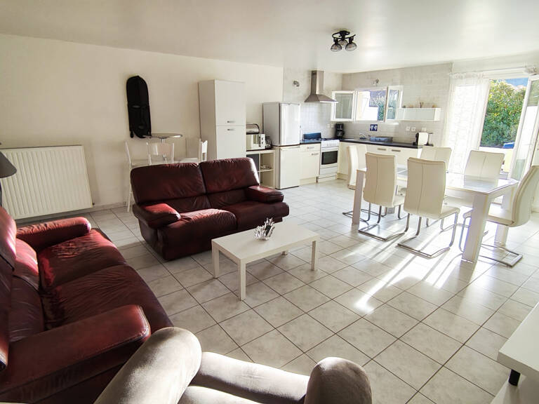 Maison meublée au calme   86 m2   3 chambres — photo 1