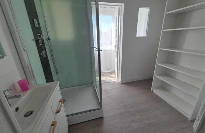 À LOUER – APPARTEMENT MEUBLÉ – SALON-DE-PROVENCE — photo 3