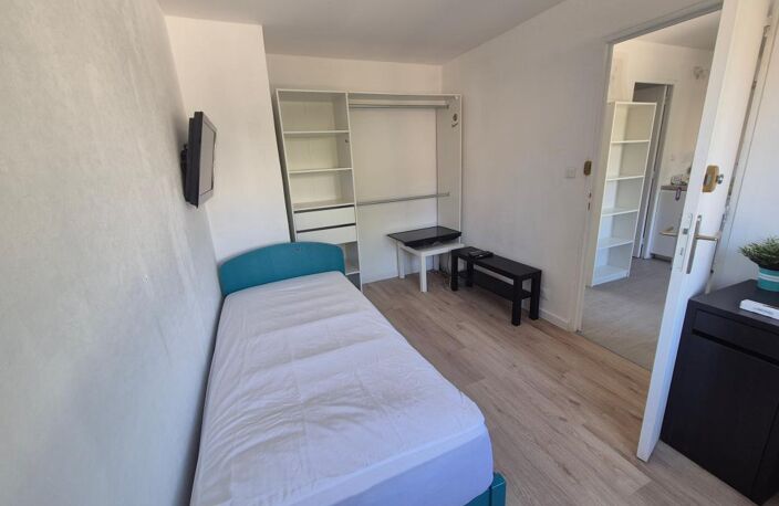 À LOUER – APPARTEMENT MEUBLÉ – SALON-DE-PROVENCE — photo 5