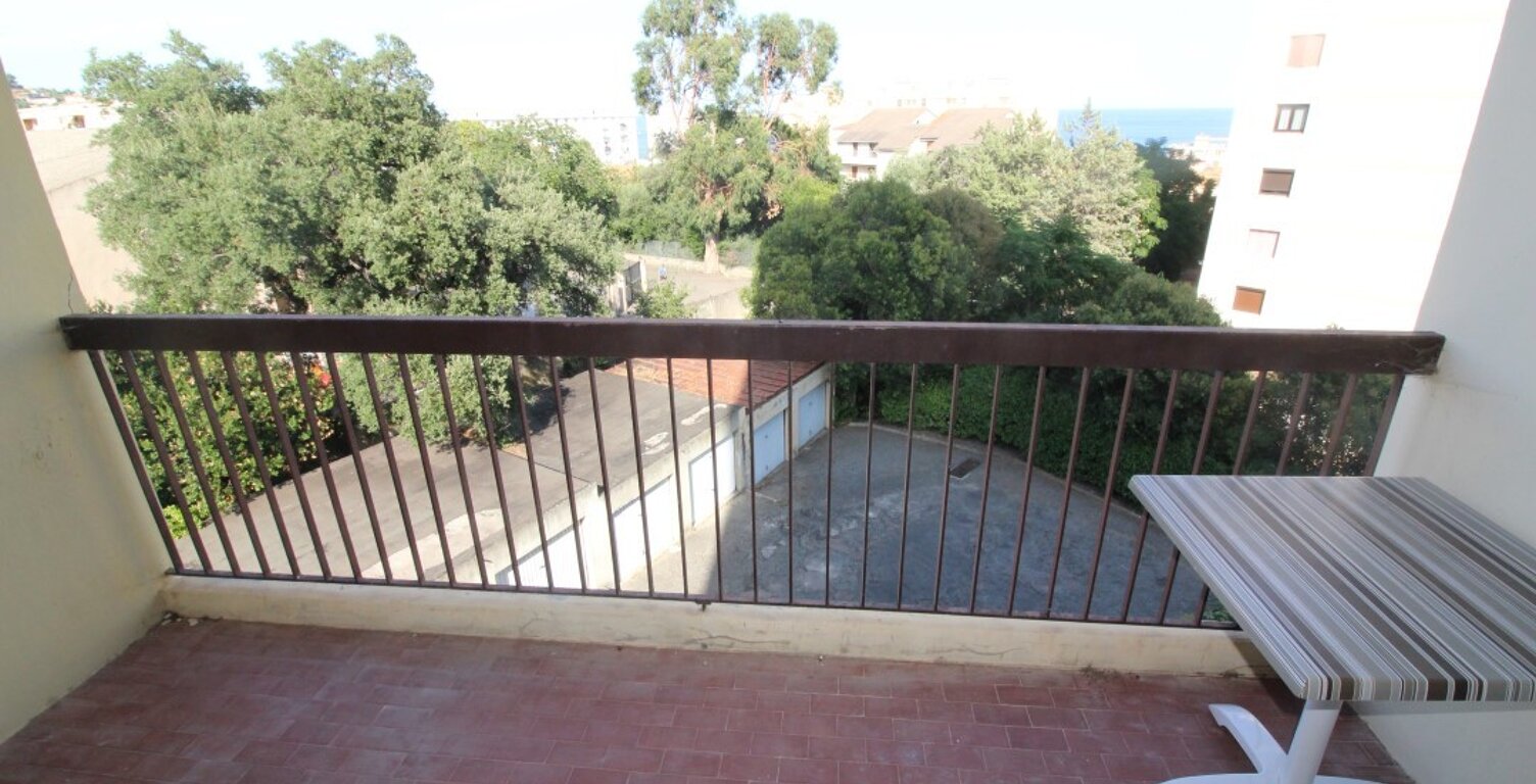 T2 — photo 1