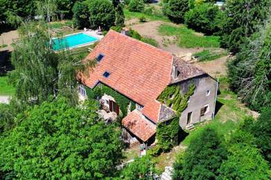Maison 10 pièces 399500 €