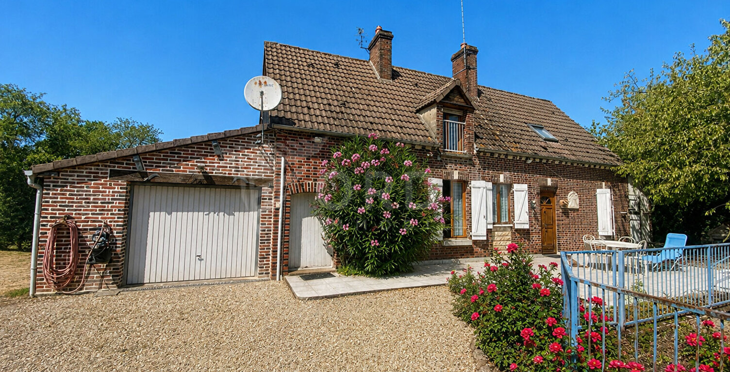 Maison ancienne en briques avec mare et terrain sans vis-à-vis - Charny-Orée-de-Puisaye — photo 1