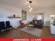 FINISTERE - Landerneau (29800) - A VENDRE - MAISON 140M² - 6 CHAMBRES - GRANDE PIECE DE VIE - 1000M² DE TERRAIN - CENTRE VILLE - PROCHE GARE - SECTEUR RECHERCHE — photo 2